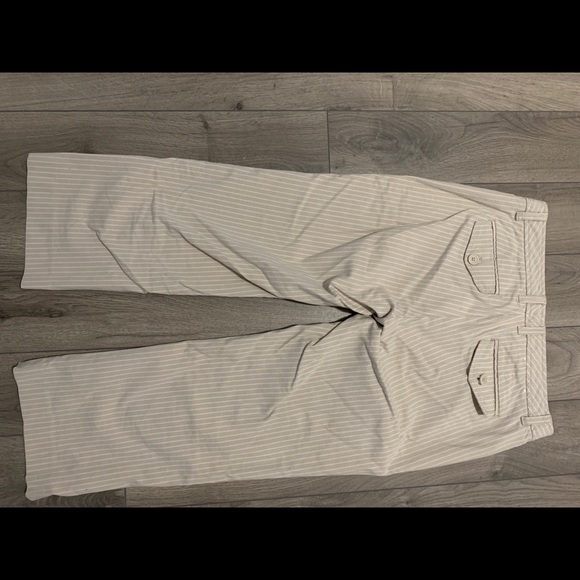 Gap pinstripe work capris - Picture 2 of 3